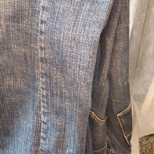 **Gently Worn** Women’s Sz 12. Old Navy Jeans